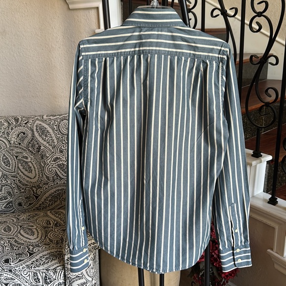 HOLLISTER men’s striped button-down, Small - Picture 3 of 10